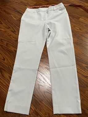 White House Black Market light grey  Straight-Leg Dress Pants size 6